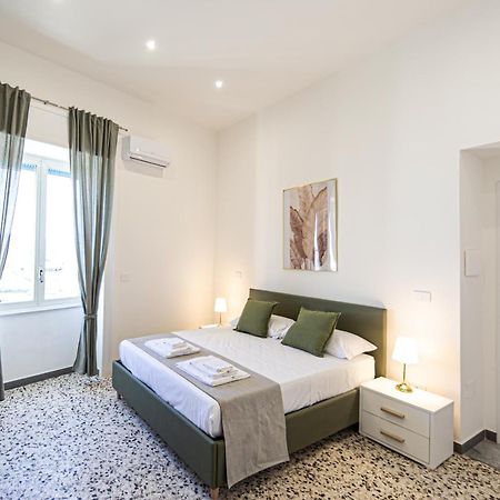 Mh Suites Rooms Apartments Баколи Екстериор снимка