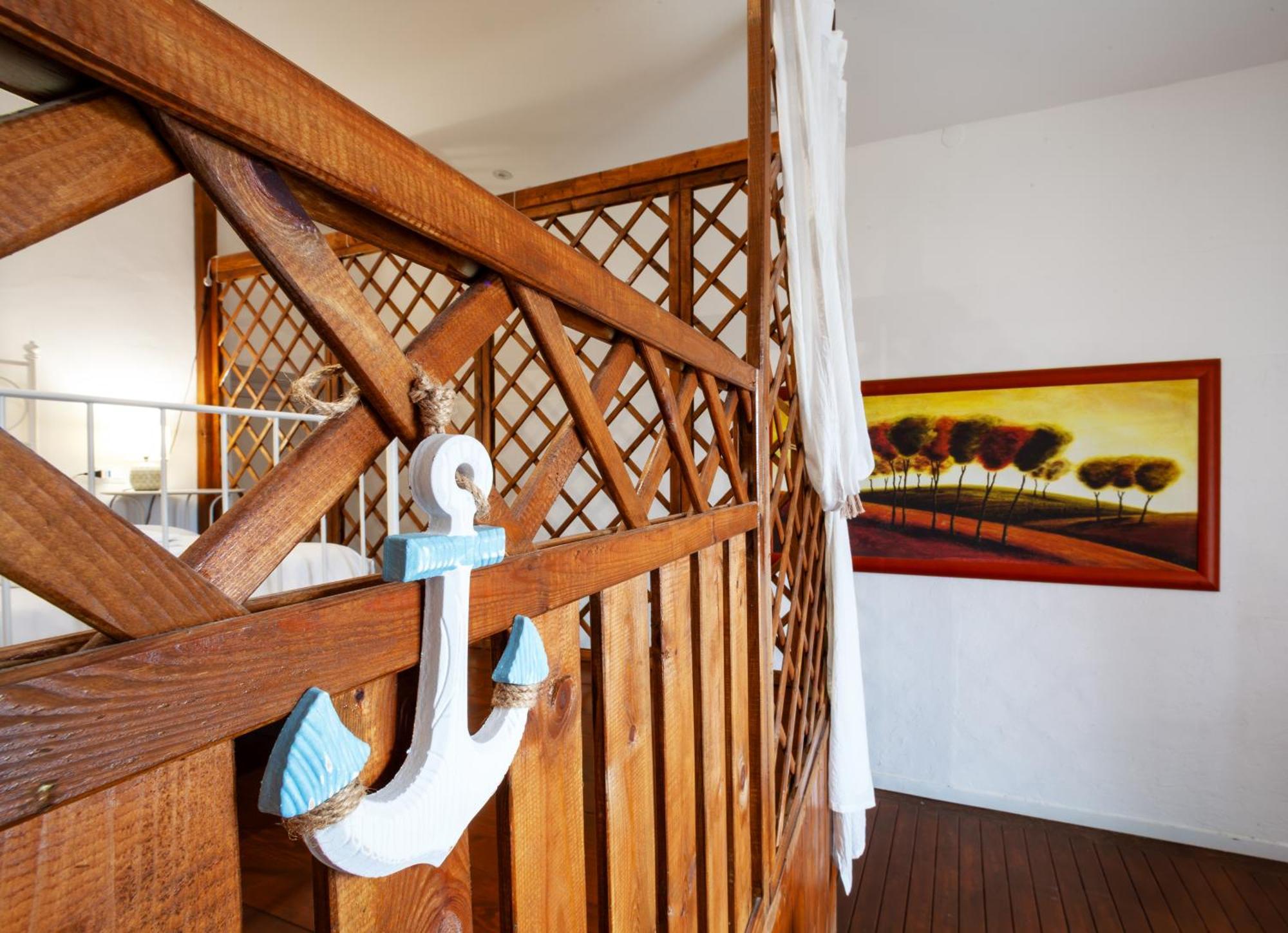 Mh Suites Rooms Apartments Баколи Екстериор снимка