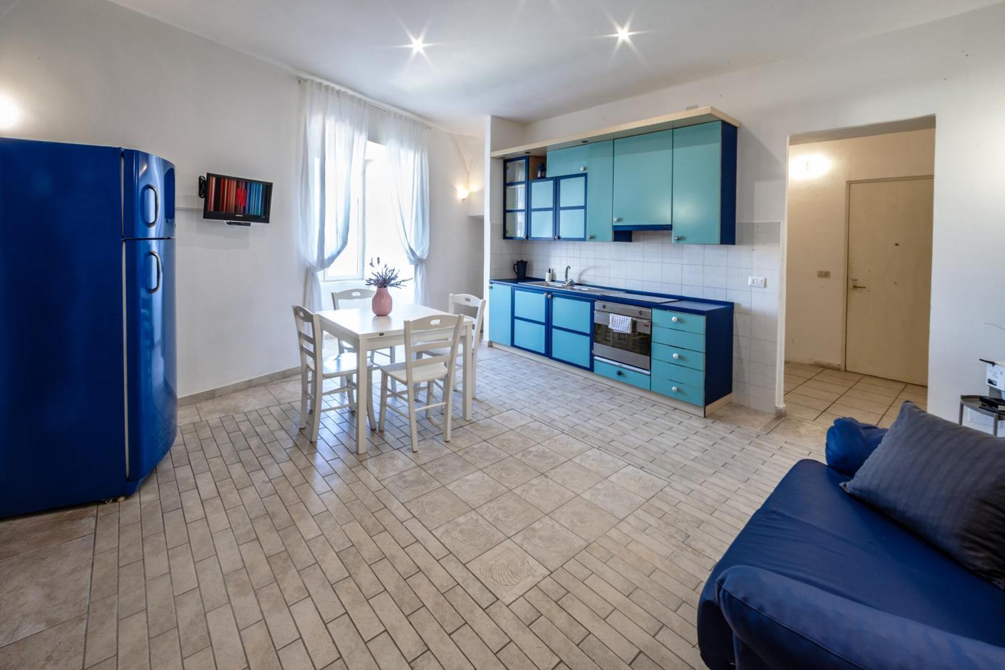 Mh Suites Rooms Apartments Баколи Стая снимка