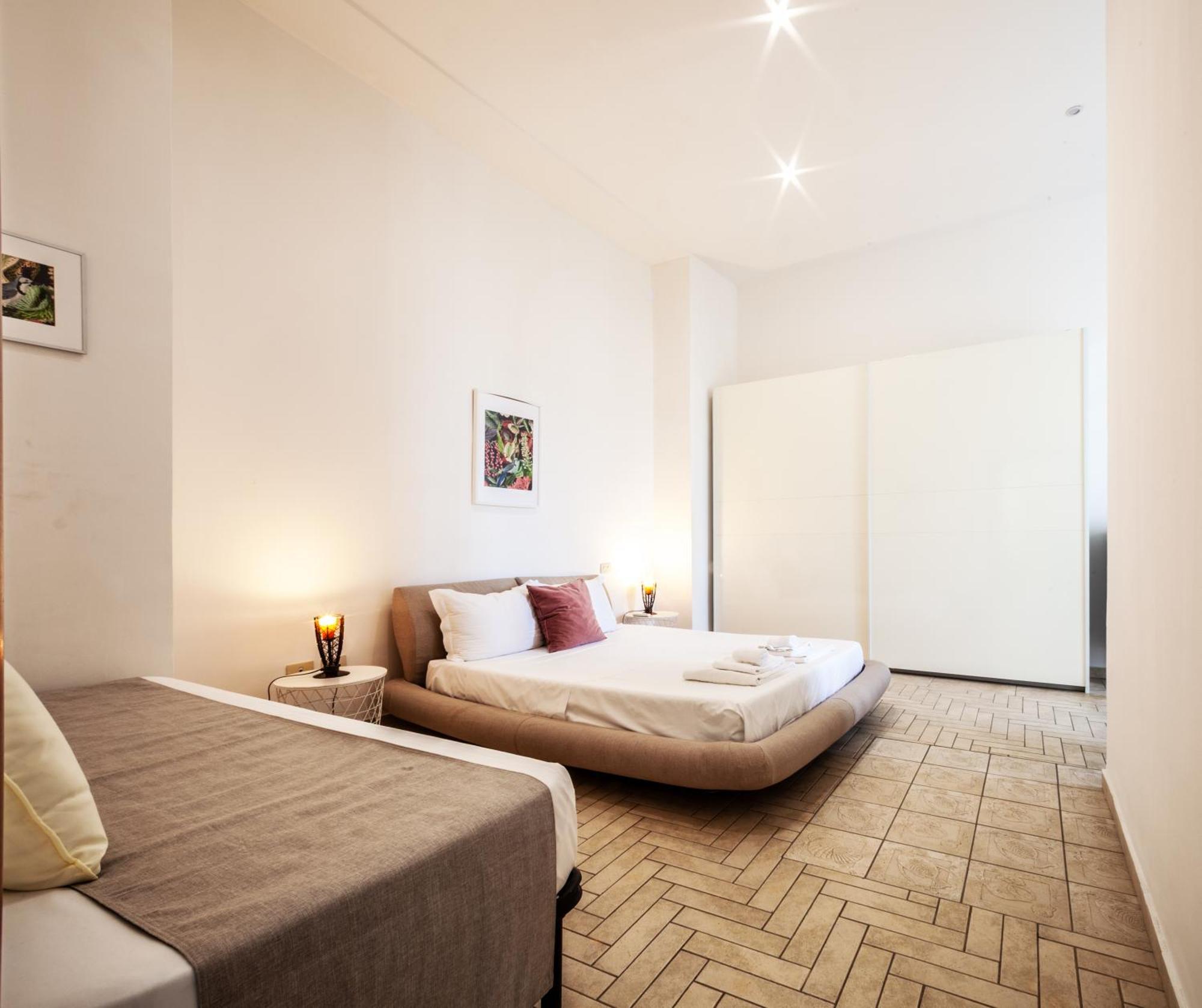 Mh Suites Rooms Apartments Баколи Екстериор снимка