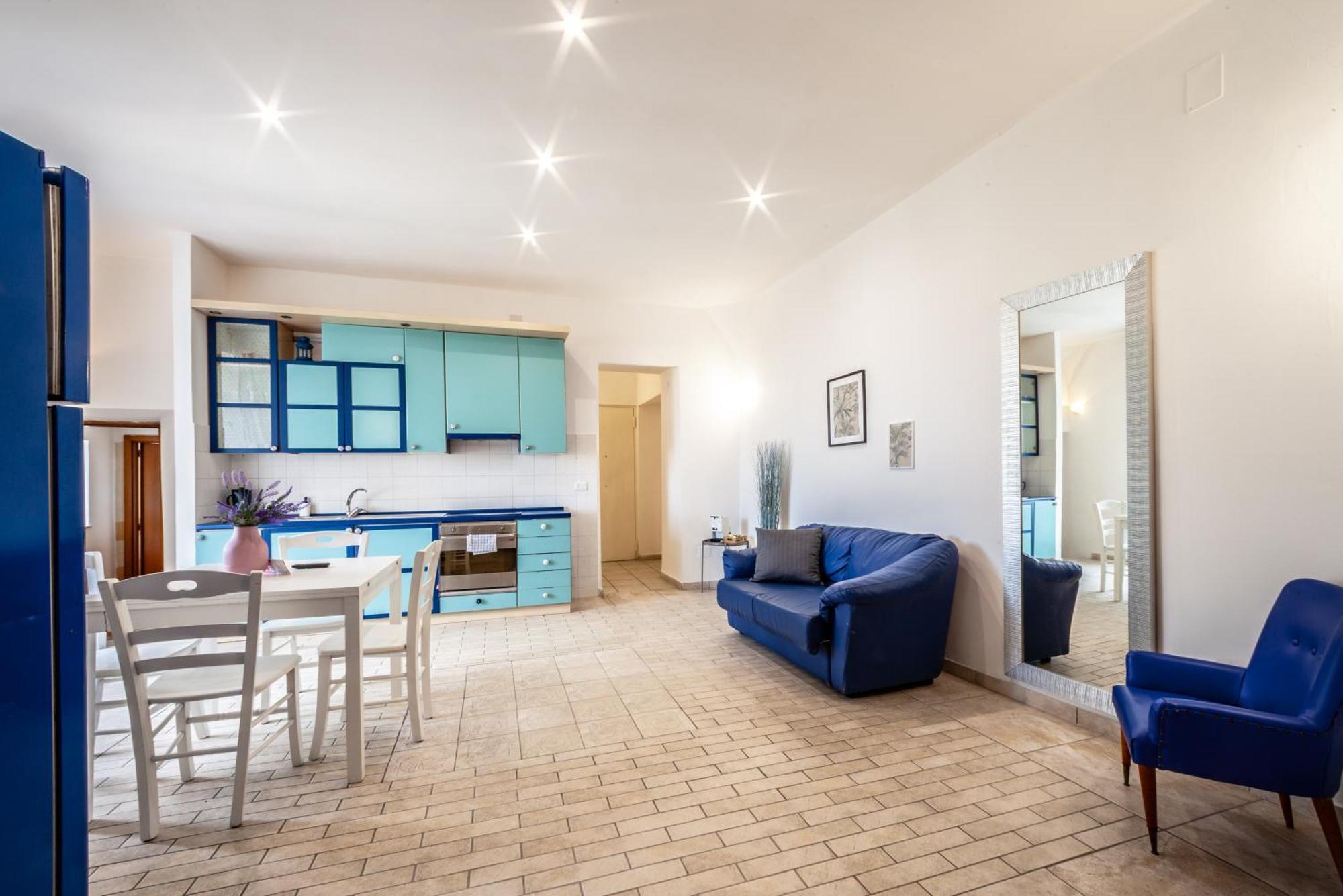Mh Suites Rooms Apartments Баколи Екстериор снимка