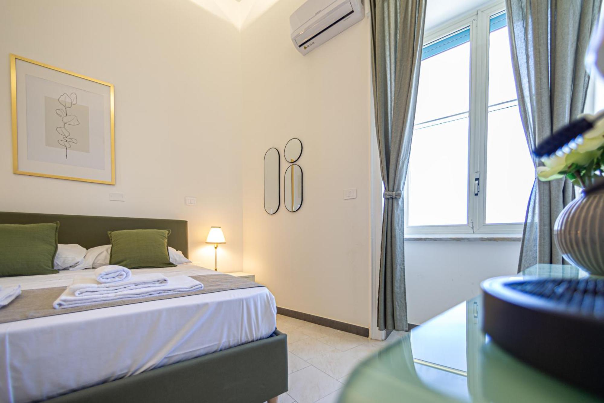 Mh Suites Rooms Apartments Баколи Екстериор снимка